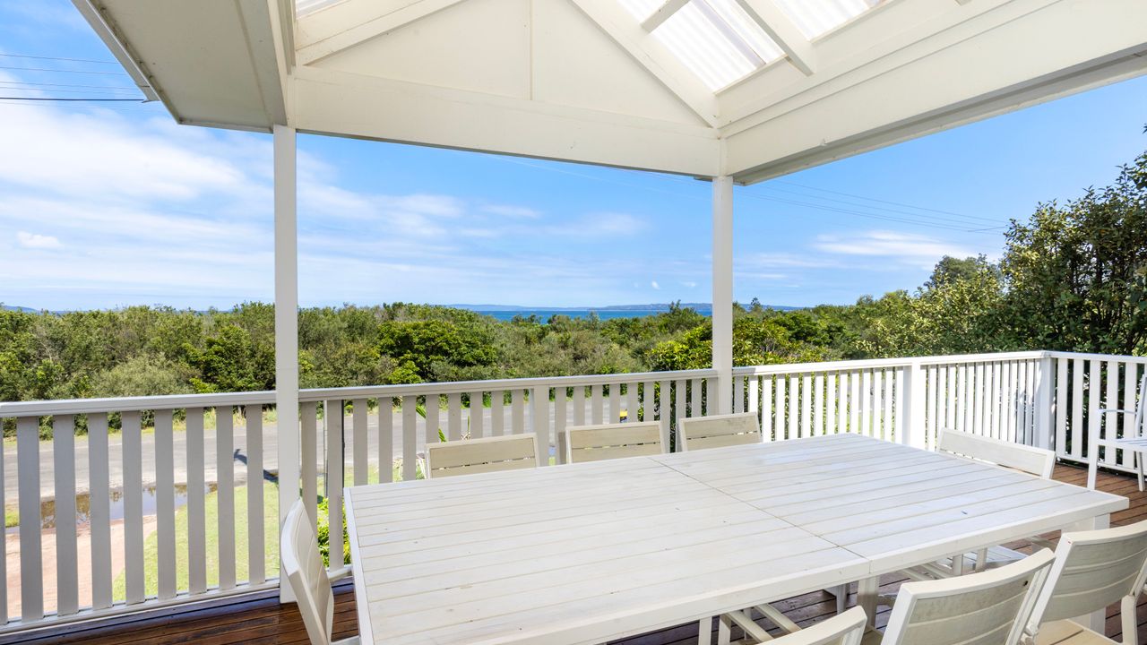 Peppertree Jervis Bay – Pet Friendly Beachfront with Sea Views