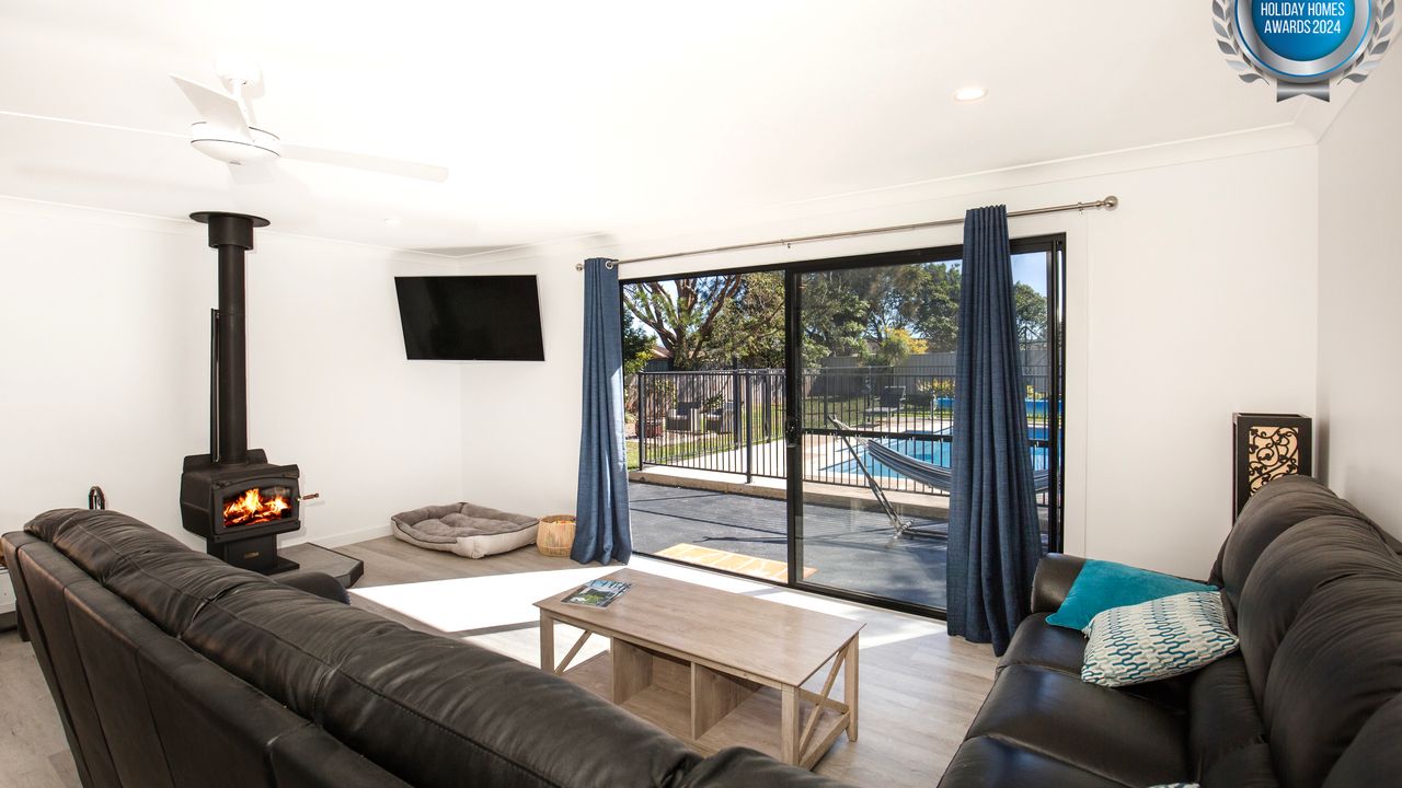 Pipers Spot – Pet Friendly – Fireplace with Swimming Pool
