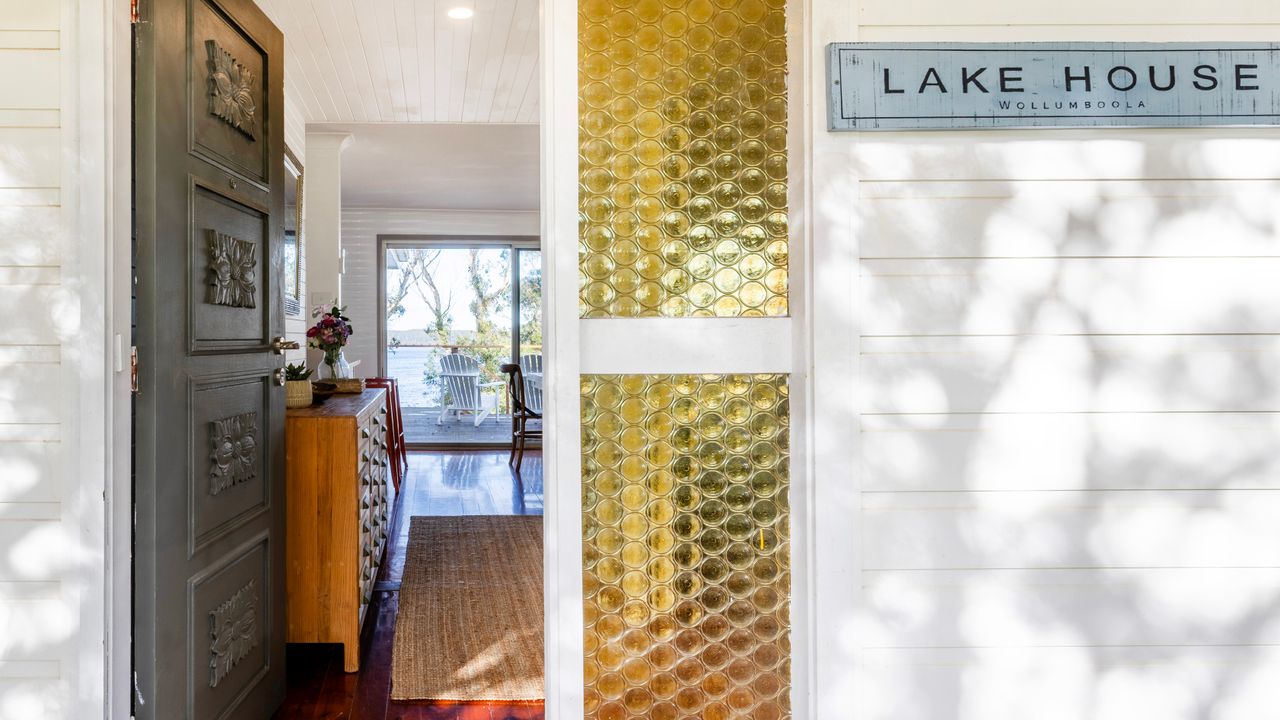 Lake House – Pet Friendly – Waterfront