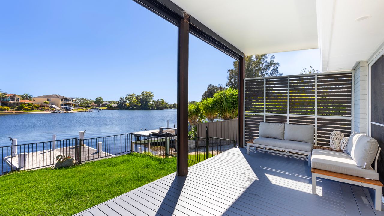 Amazing lakefront at your doorstep, Amazing views