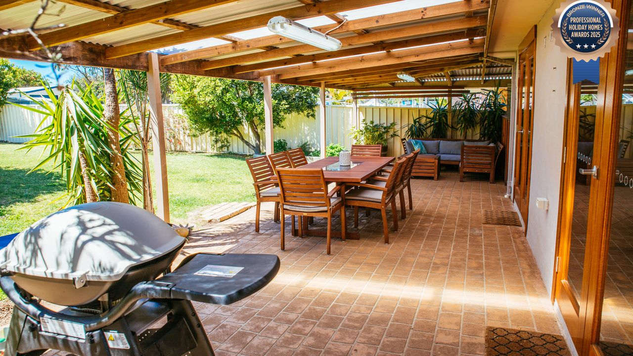 Sunbaker – Pet Friendly Awards Finalist – 4 Mins Walk to Culburra Beach