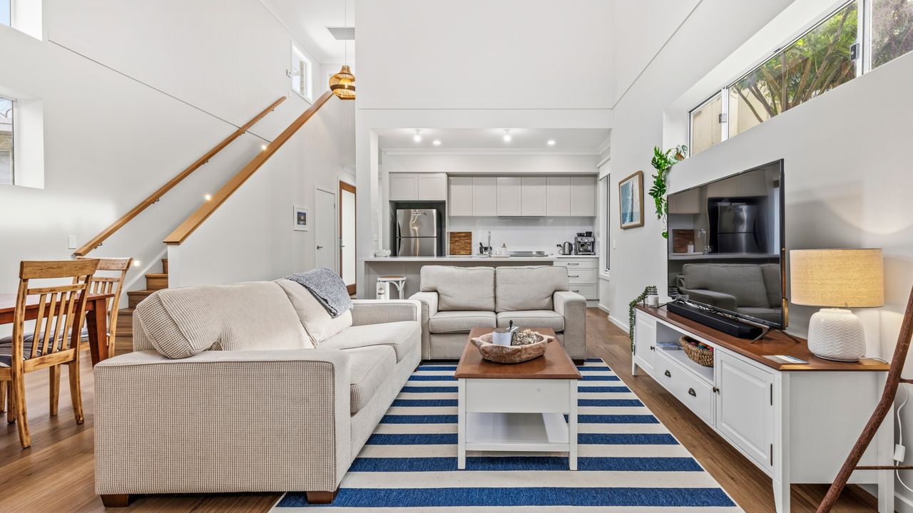 Sea House – Pet Friendly – 5 Mins Walk to Beach