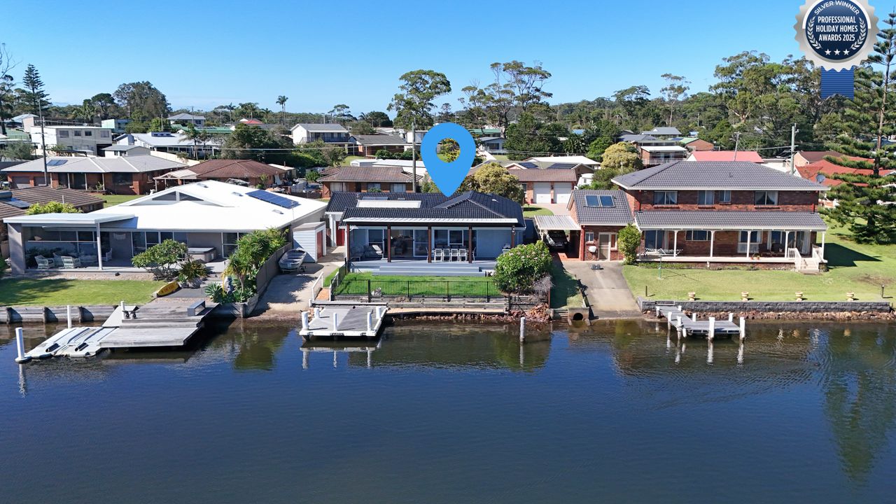 Watersedge – Absolute Waterfront Retreat