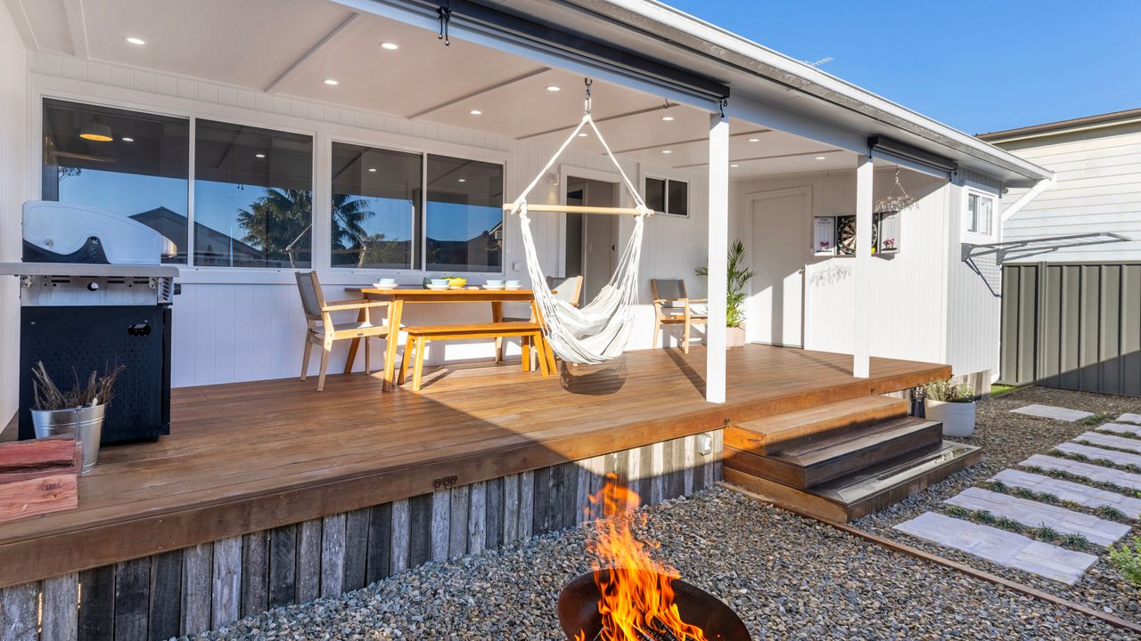 The Little Pelican – 2 Min Walk to Crookhaven River