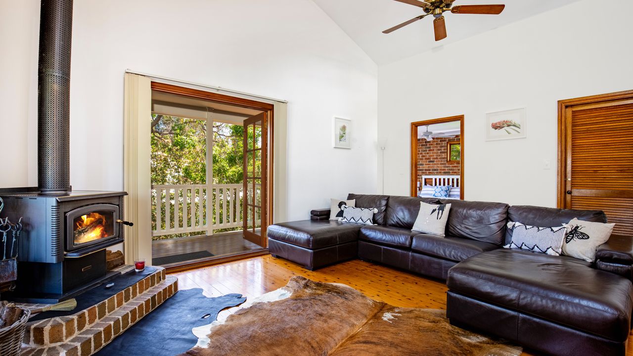 Eagles Point – Water Views – Pet Friendly