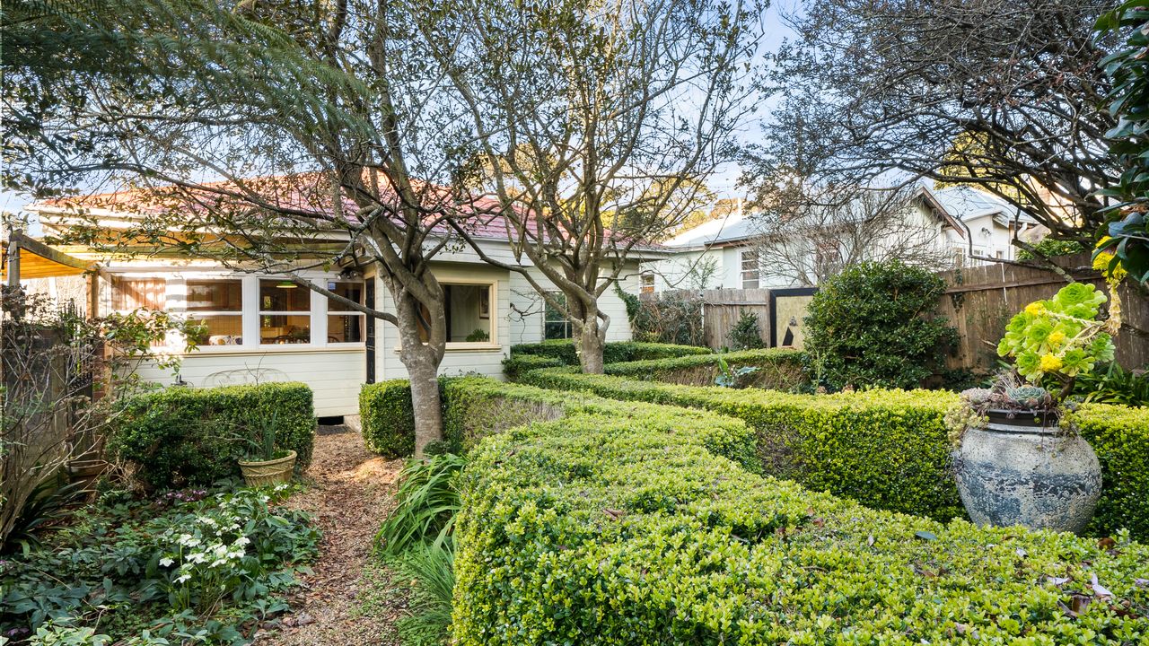 Secret Garden Cottage
