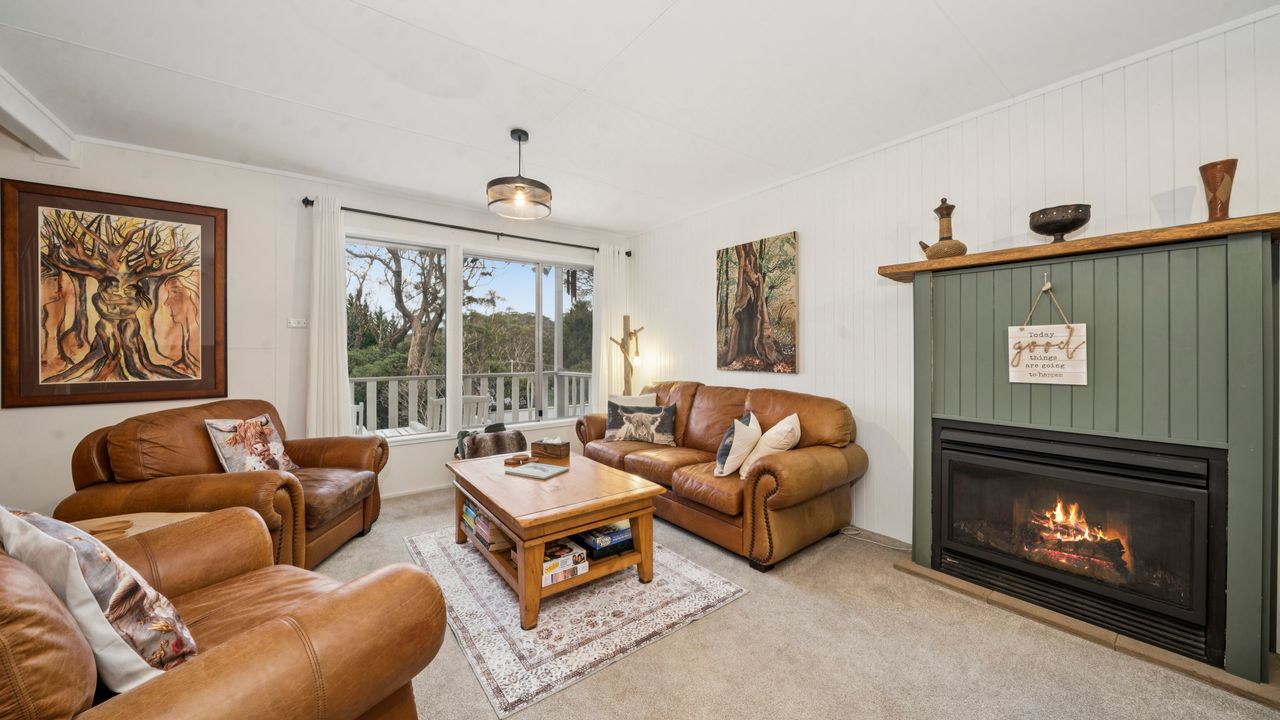 Banksia Mountain Retreat