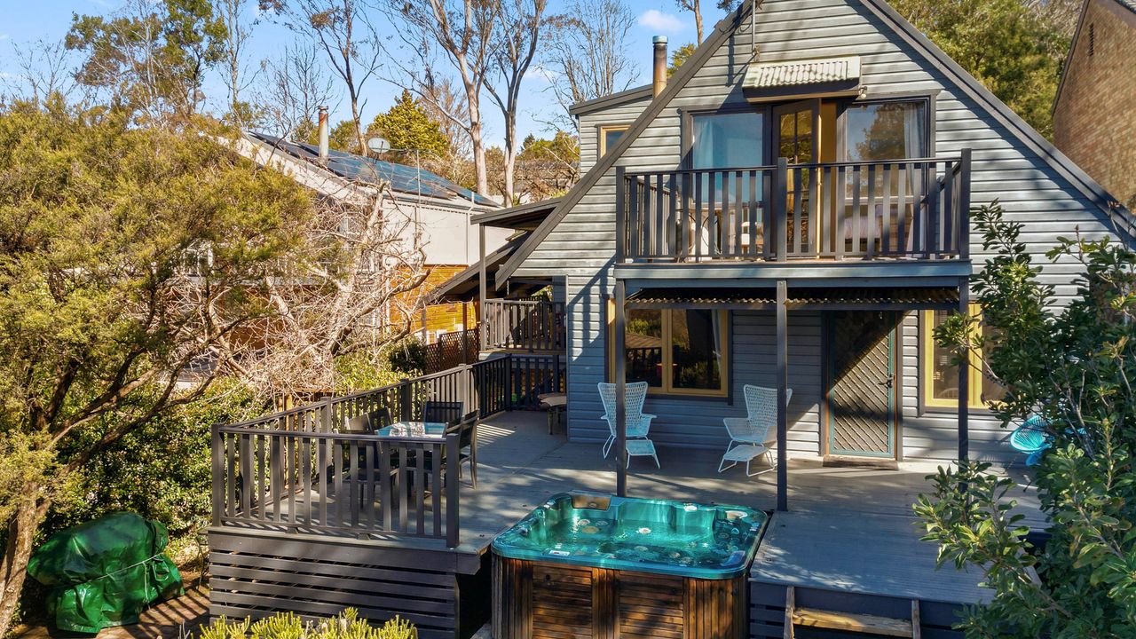 Mountain Days Chalet | Relax and Unwind