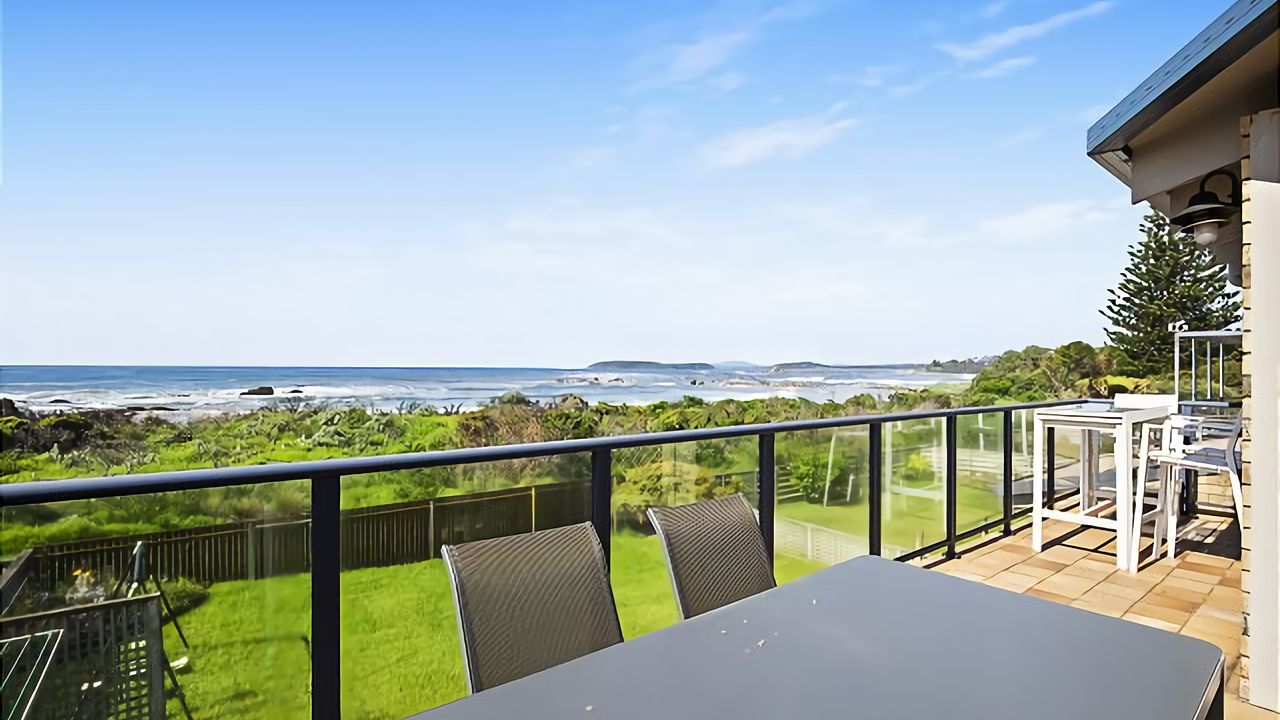 Sunpatch at Tomakin Beach