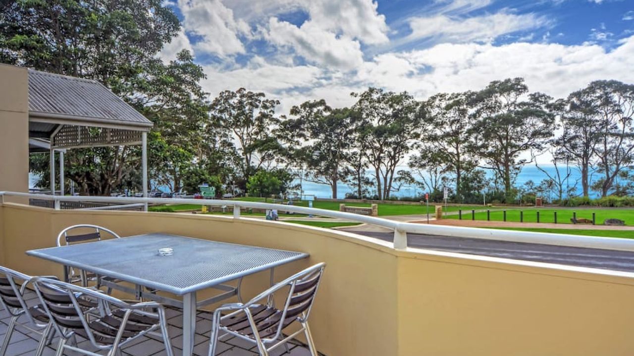 Simply The Best by Book Jervis Bay – Couples Getaway in Huskisson