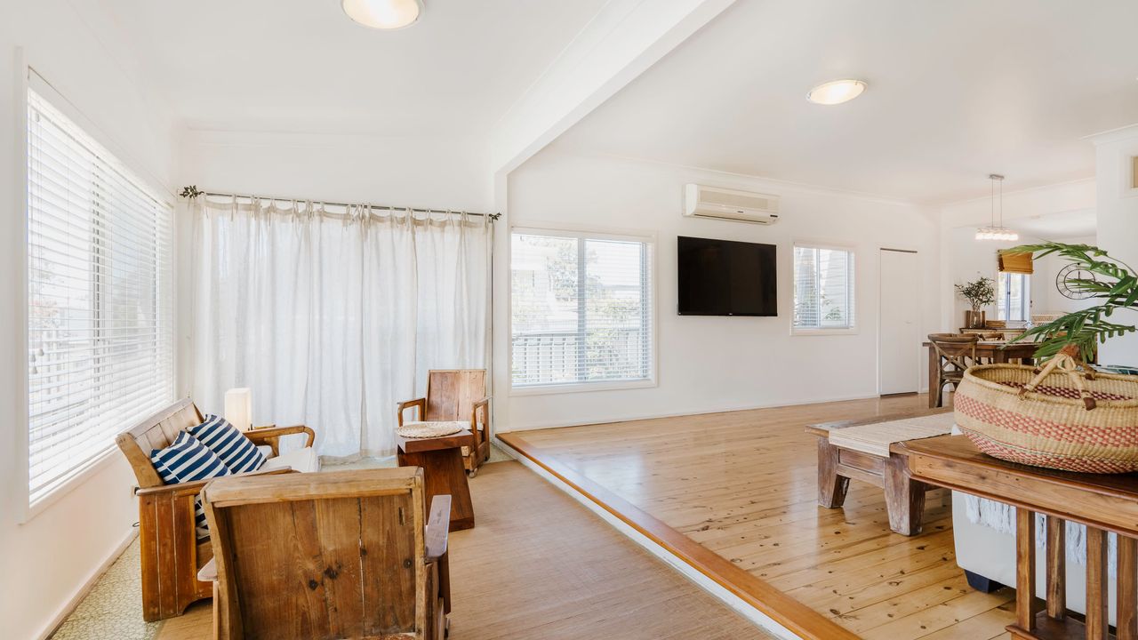 Argyle Beach House – Coastal Style, 130m to beach,