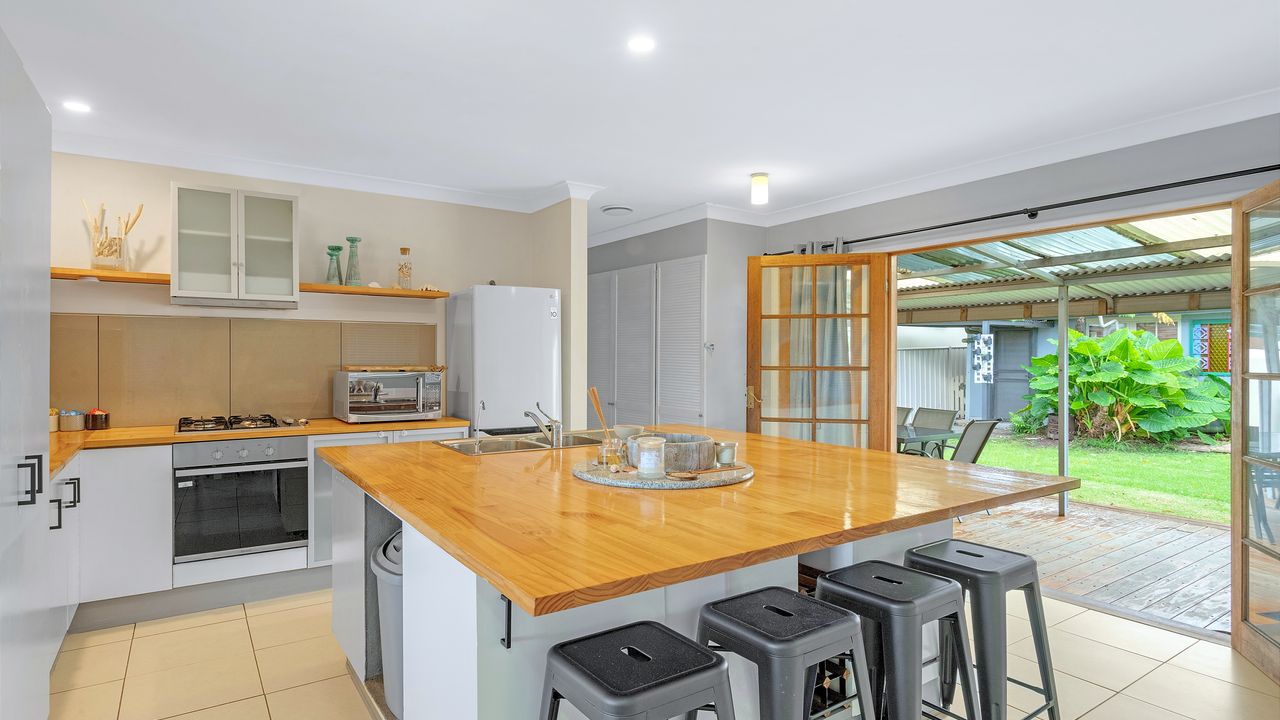 Sanctuary Coastal Cottage – Peaceful Pet-Friendly Getaway by the Basin