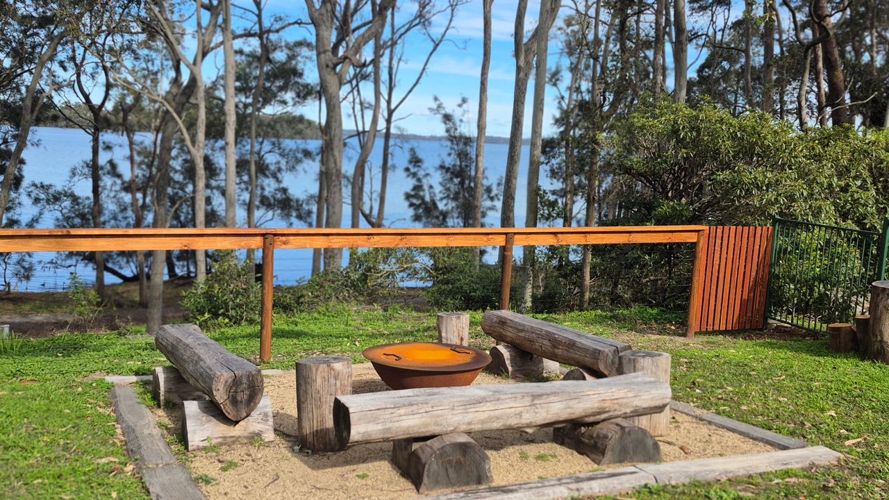Waterfront Retreat Getaway Kayaks, Bikes, Fast Wi-Fi and more…