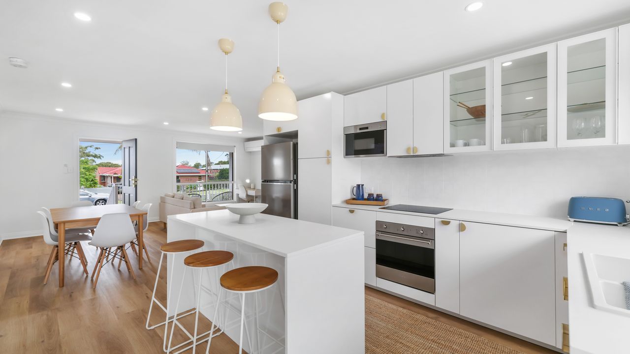 The Pearl – A Fresh, Modern Family Retreat in Old Erowal Bay