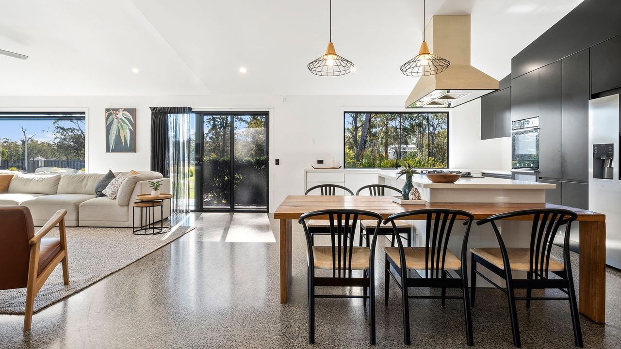 The Homestead Tomerong by Book Jervis Bay