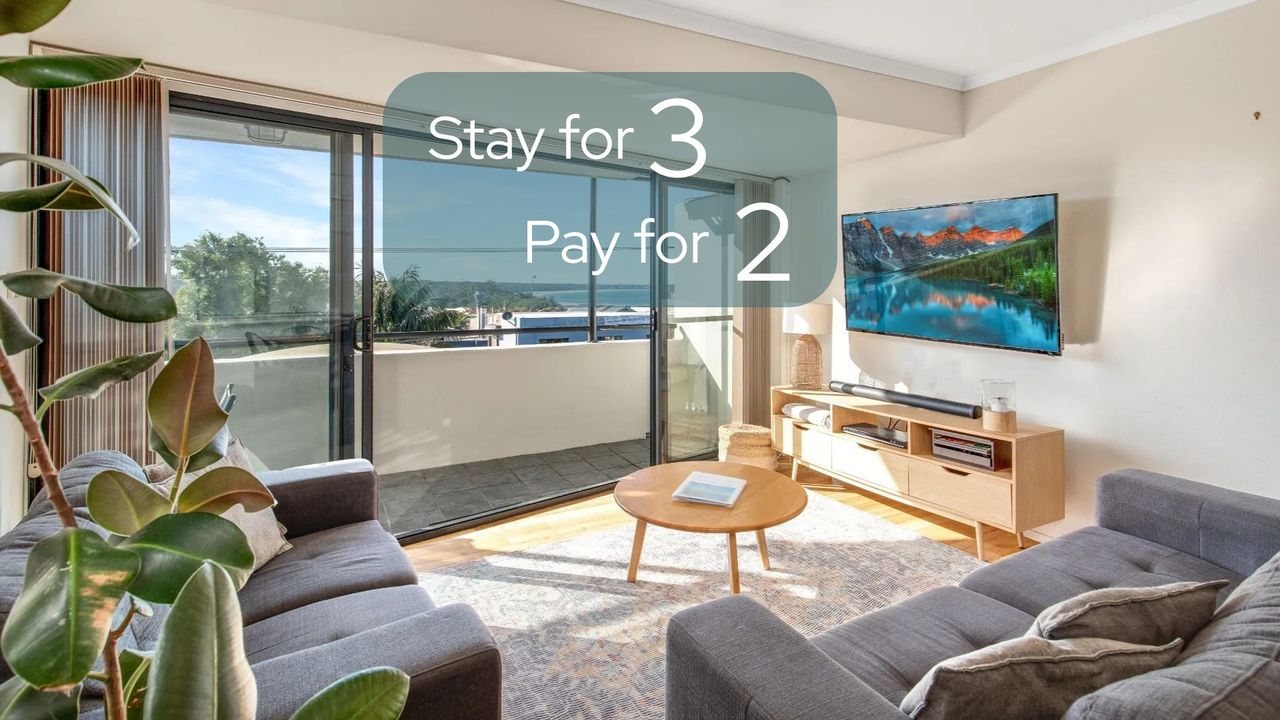Husky Oasis – CENTRE OF HUSKISSON –