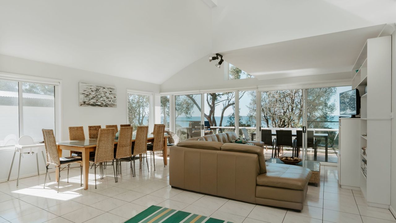 Mana Magic – Beach Access on your Doorstep!