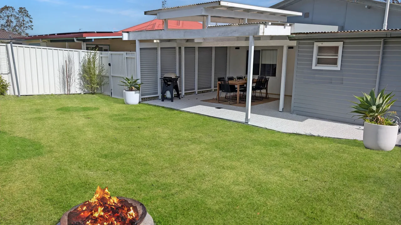 Cur46 – Husky Beach House by Experience Jervis Bay