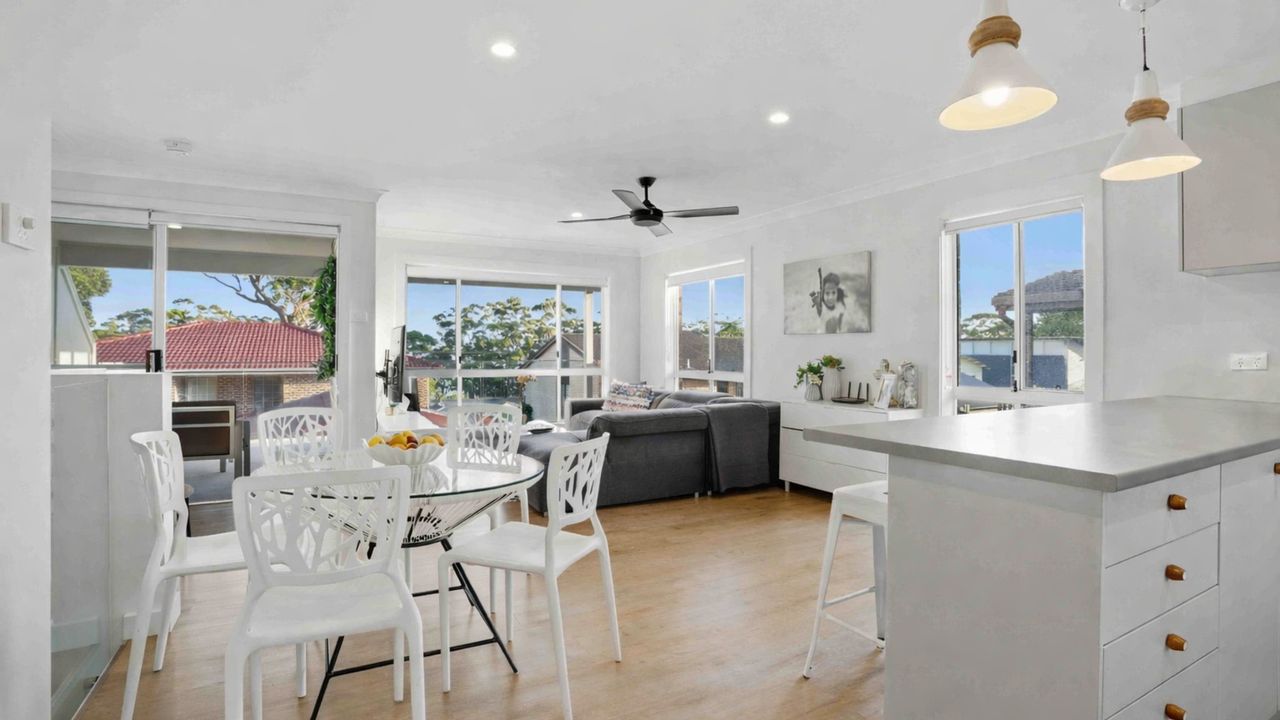 Eli3/219 – Boutique by Jervis Bay