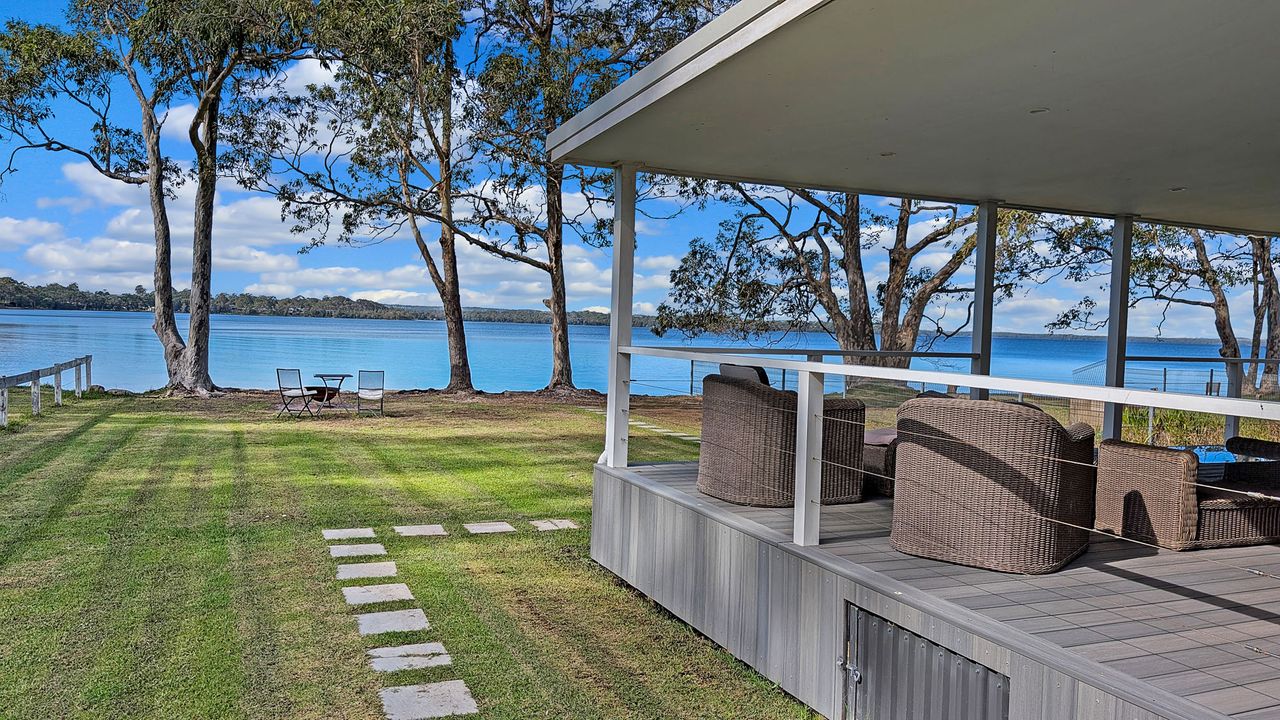 Isl12 – Billyz Basin by Experience Jervis Bay