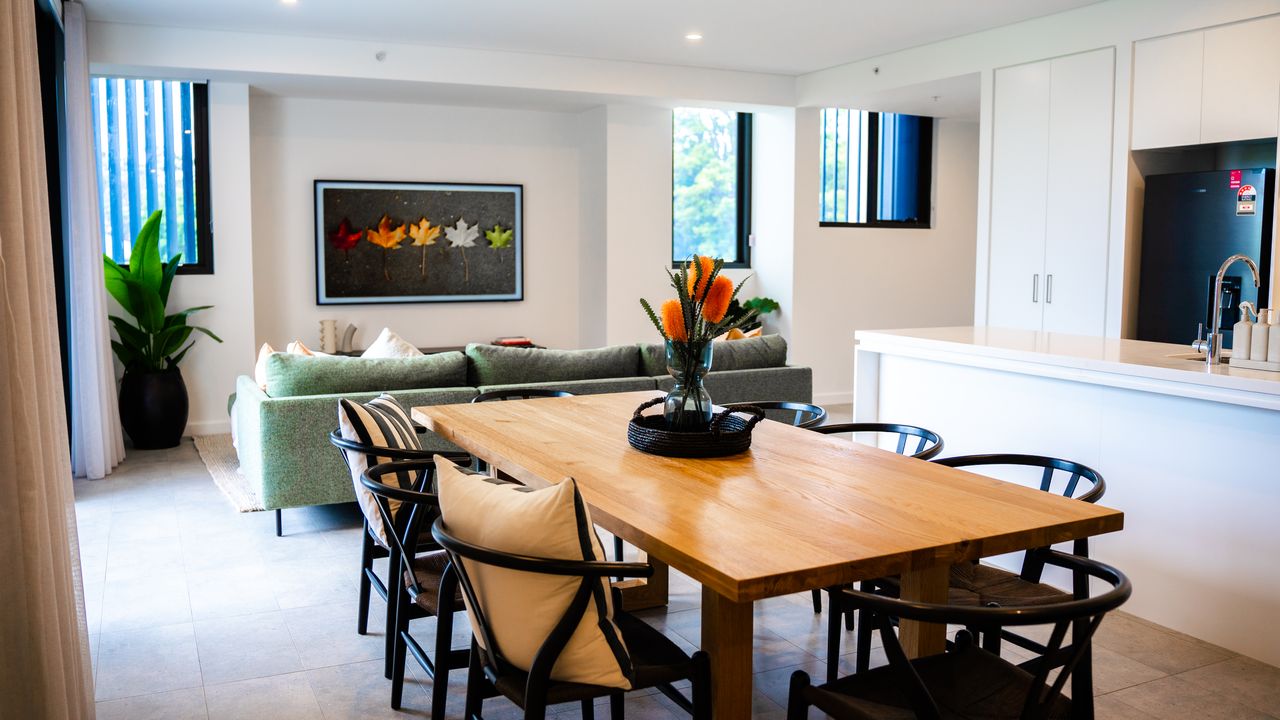 FegA203/15 – Happy Hour by Experience Jervis Bay