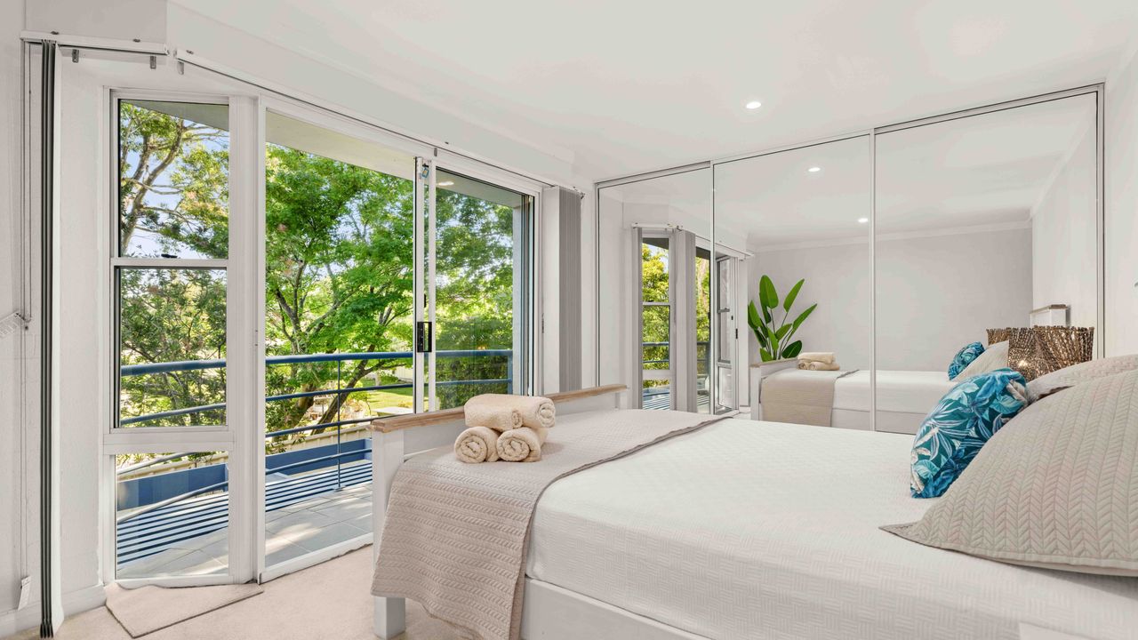 Cur4/70 – Vandy’s Valhalla by Experience Jervis Bay