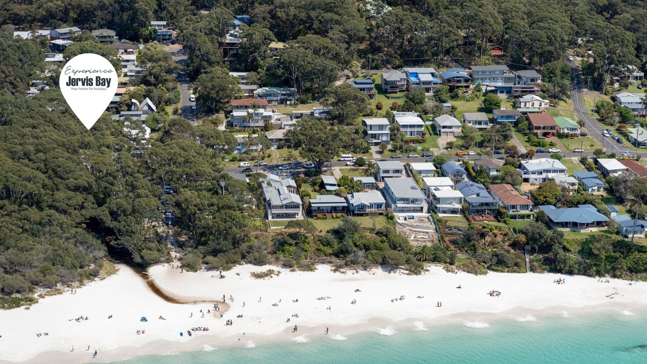 Sil1/7 – Boathouse 1 by Experience Jervis Bay