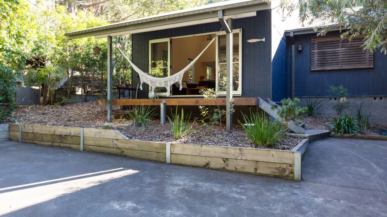 Boathouse 1 by Experience Jervis Bay