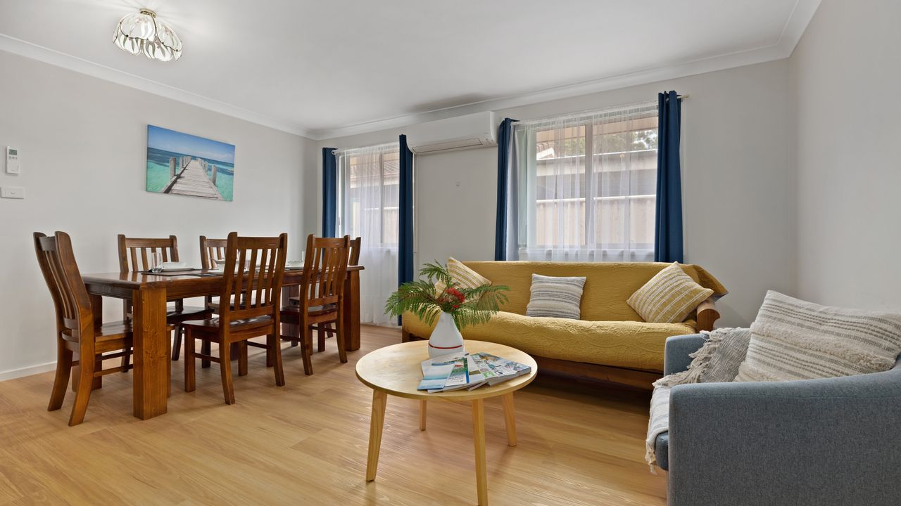 Ker2/46 – Furry Friends by Experience Jervis Bay