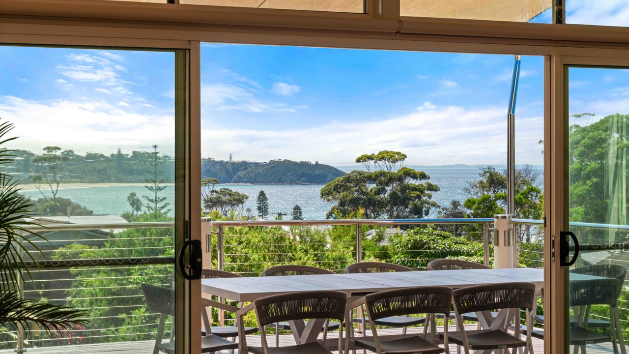 Aerial Blue Mollymook