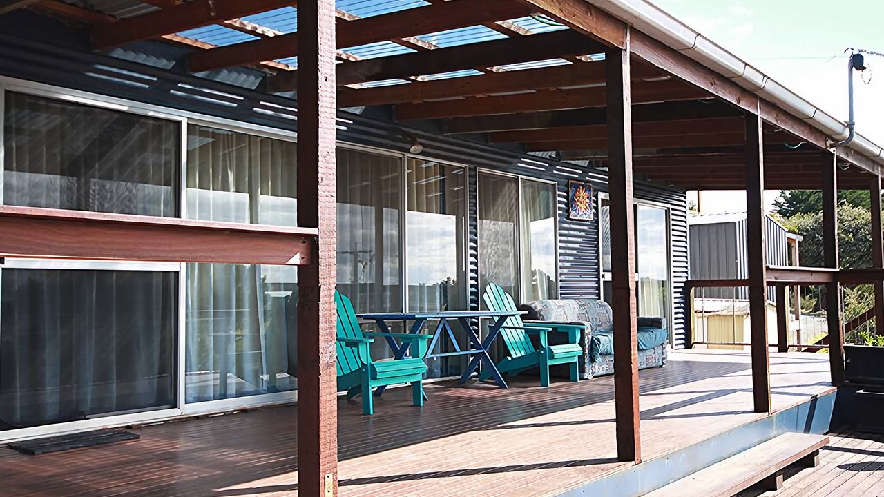 Family Fun Beach House Landscape