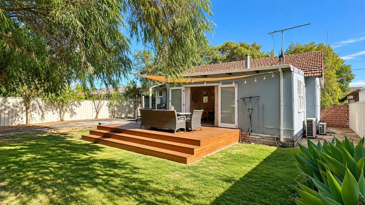 Barefoot Beach Cottage