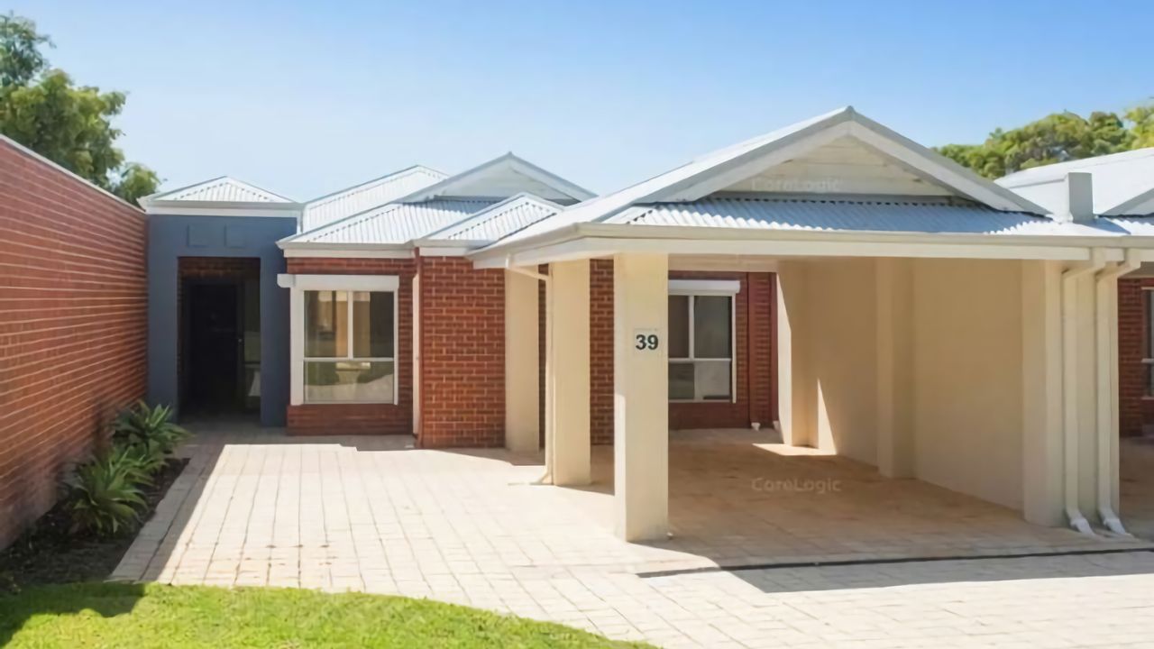 Escape to 39  @ Cape View