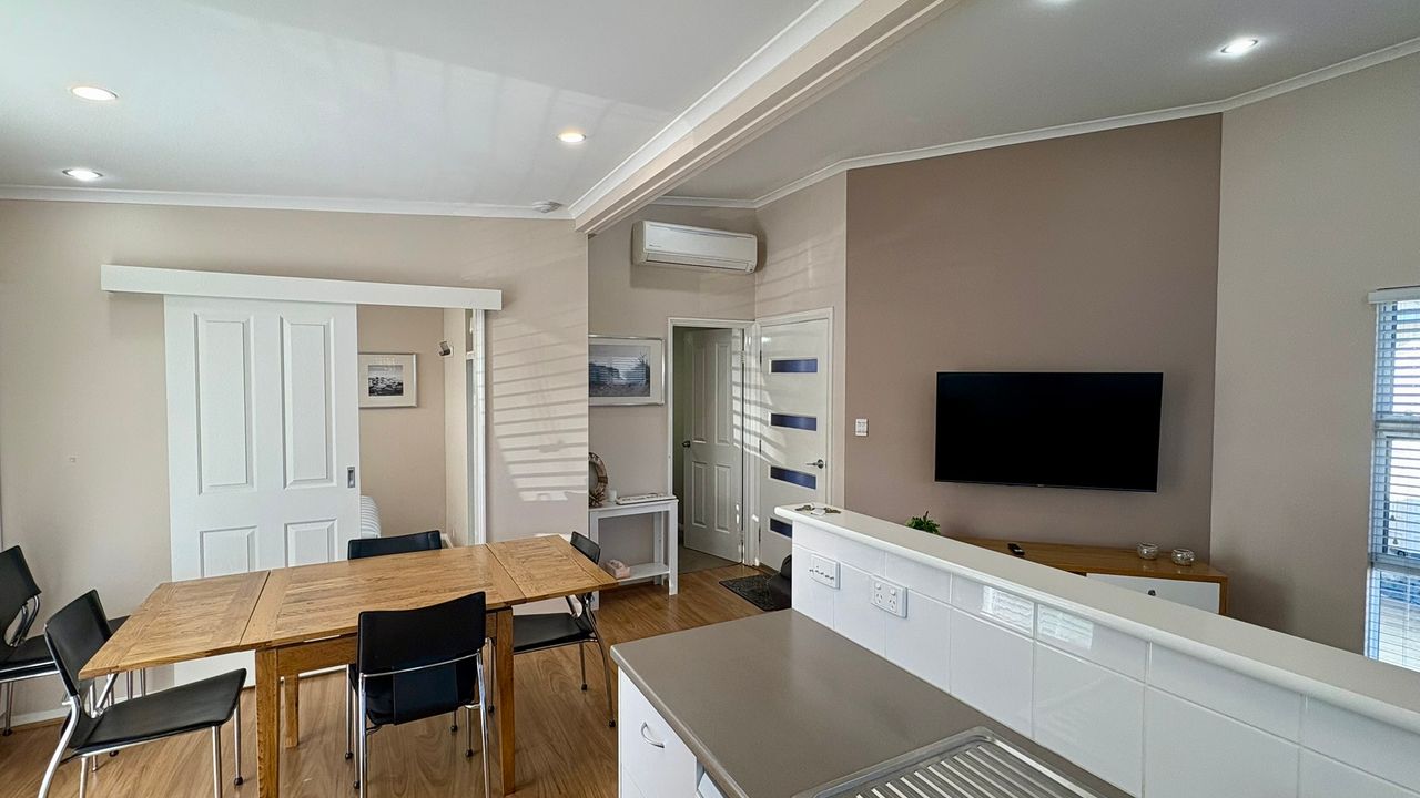 The Beach Quarters