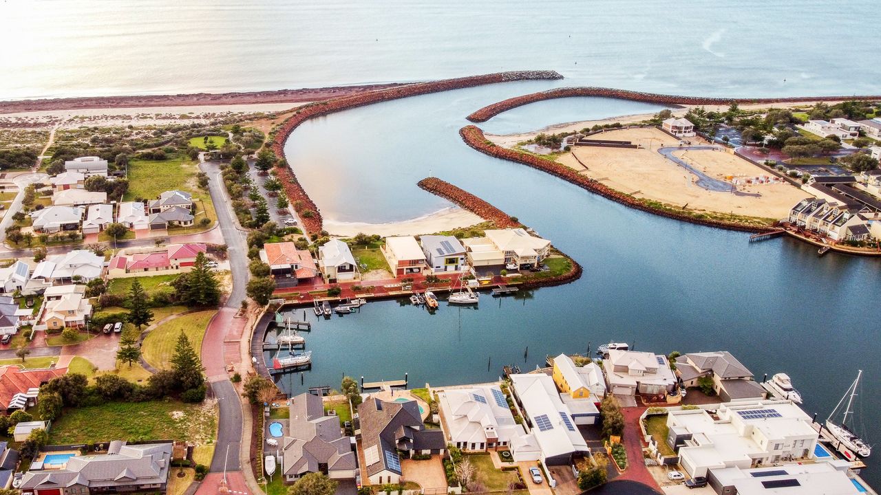 Aqua Tides – Port Geographe