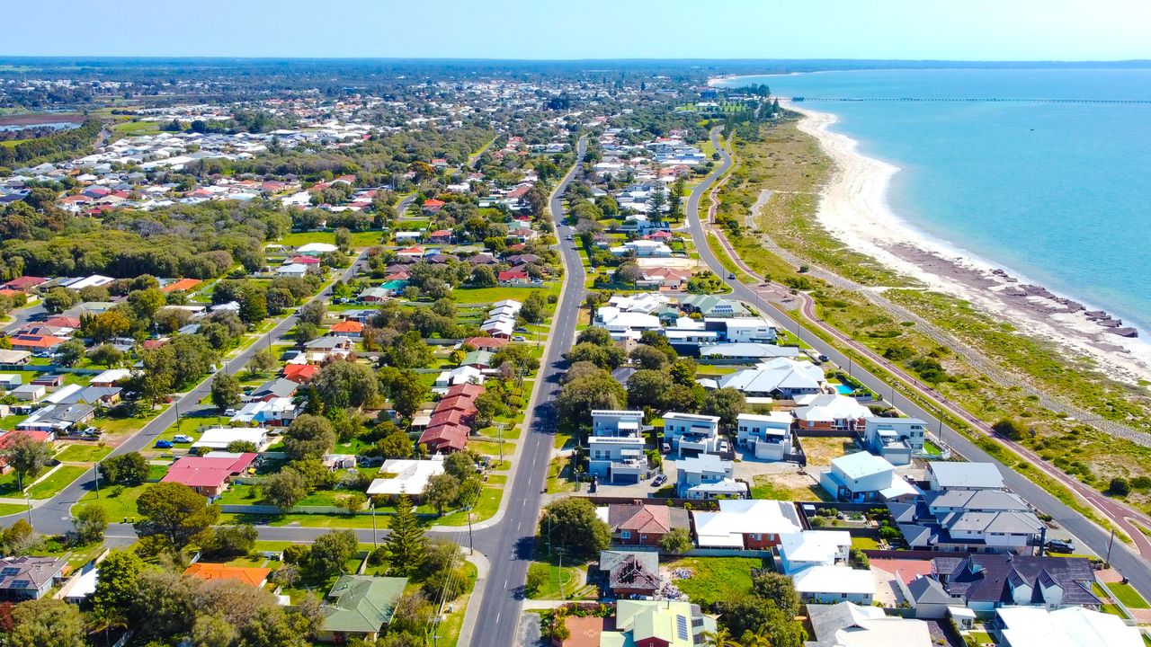 Marine Holiday Home – Geographe