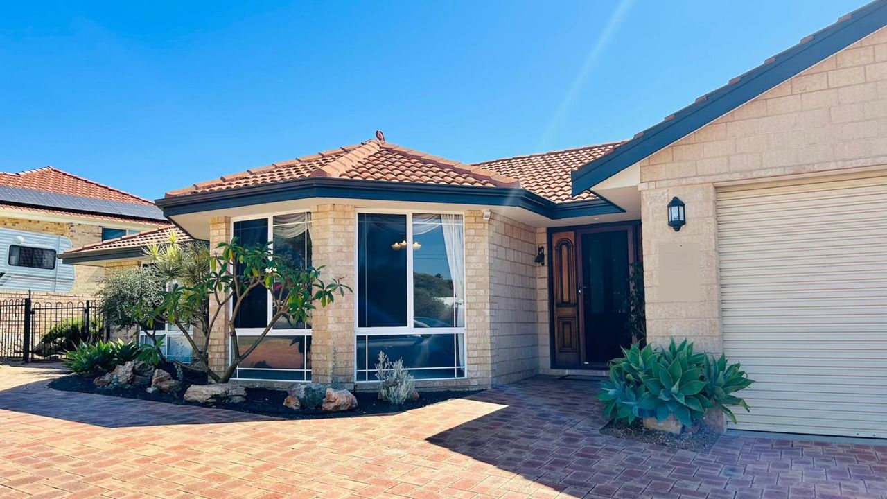 Sea Views Holiday Home- South Bunbury