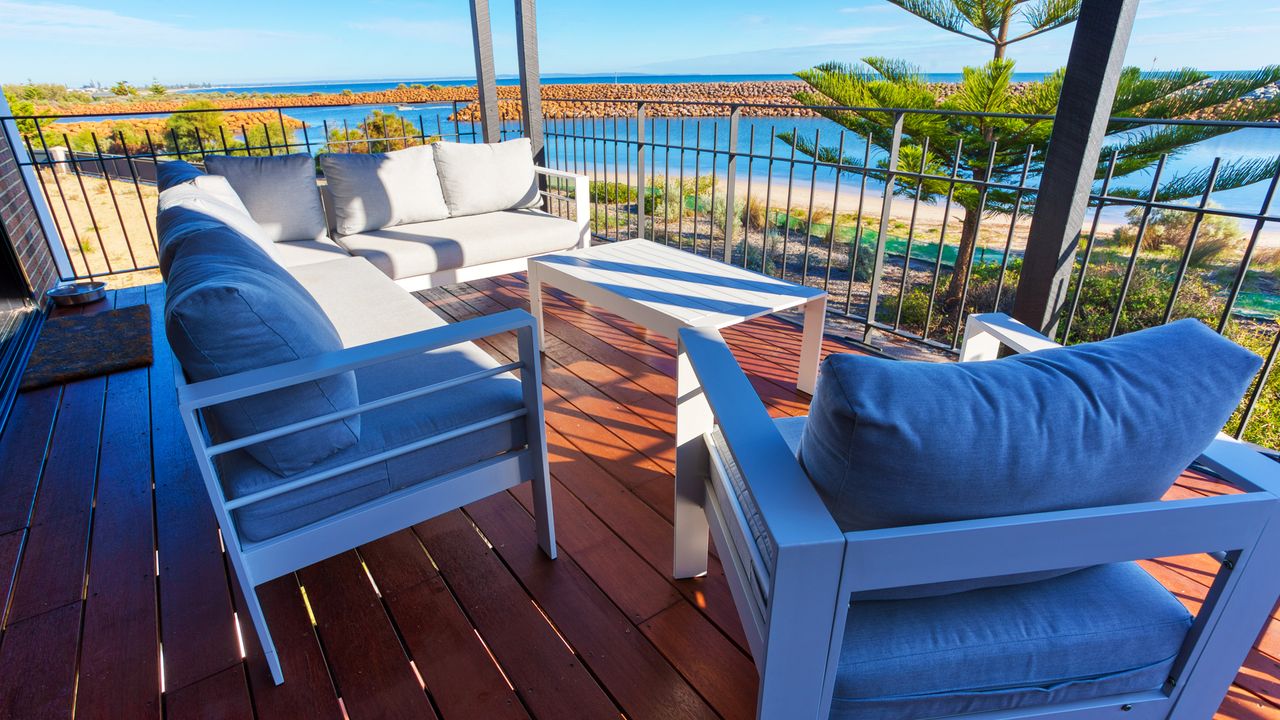 Beachfront Lagoon Retreat – Port Geographe