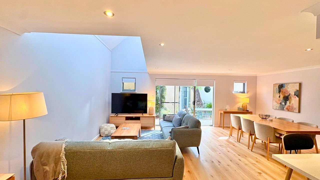 SixtySix at Cape View