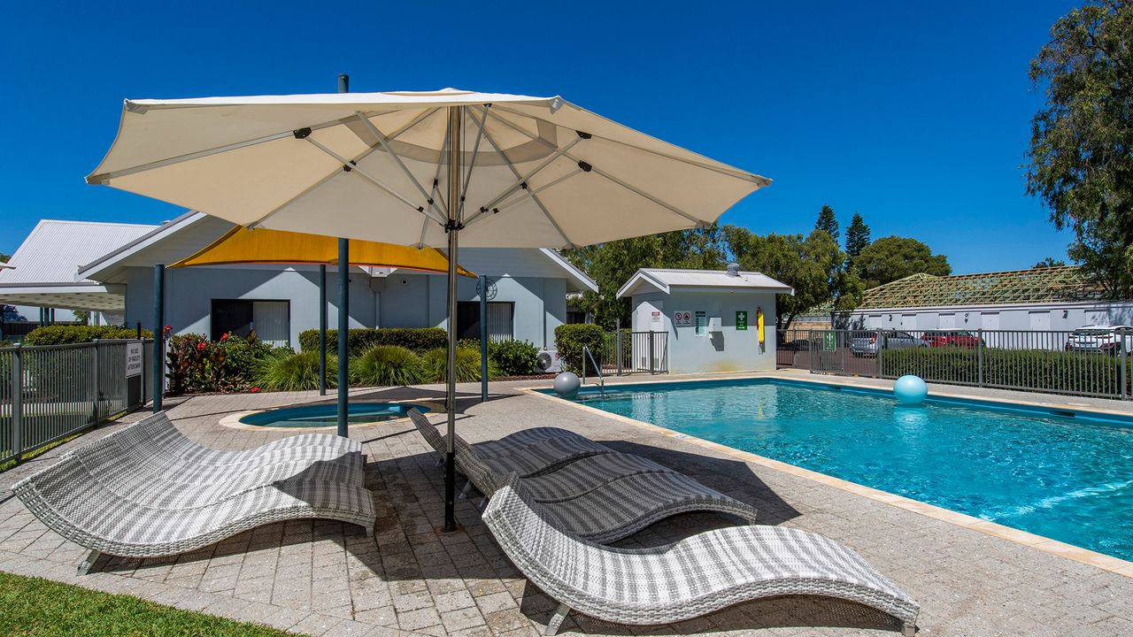 Tides at 65 Cape View Resort