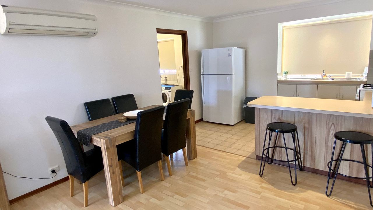Forrest Holiday Unit – East Bunbury