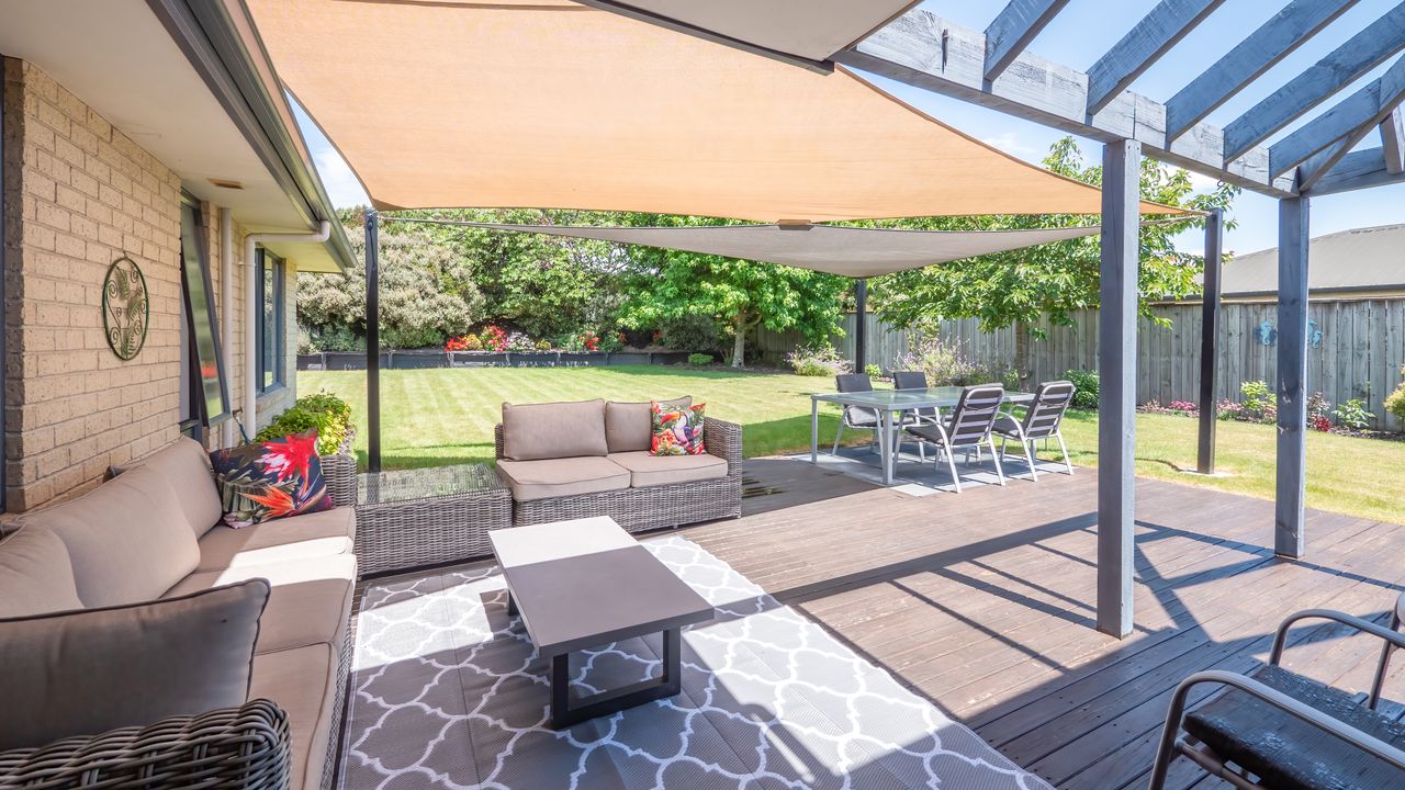 Kick Back on Kendall