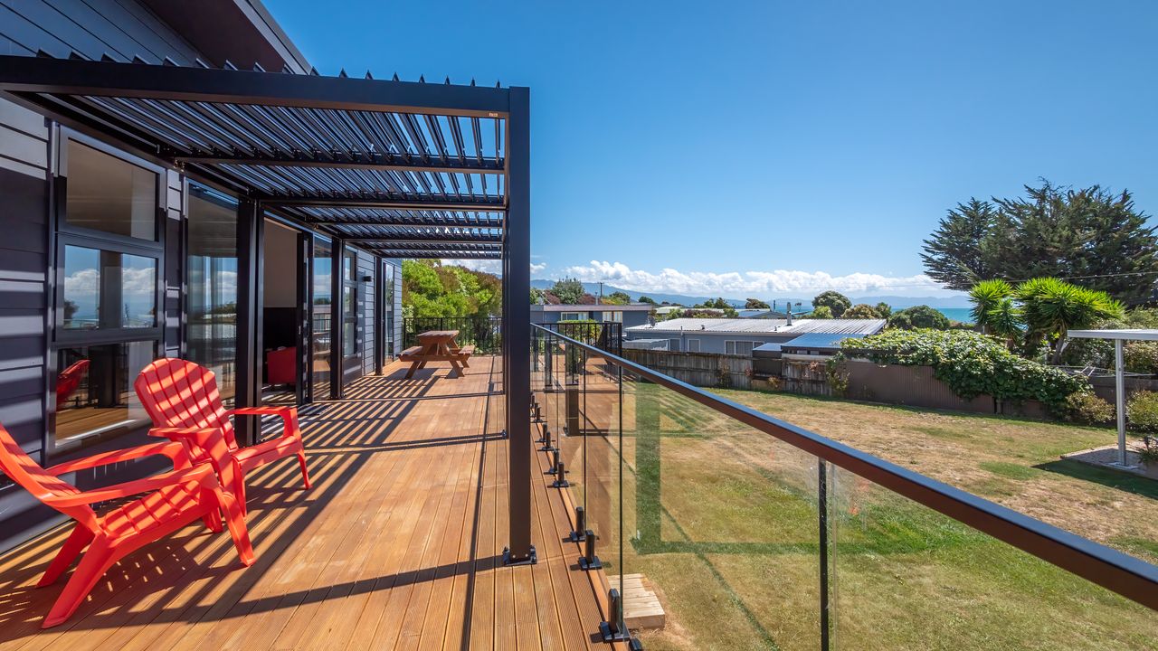 Piwakawaka Haven in Pohara