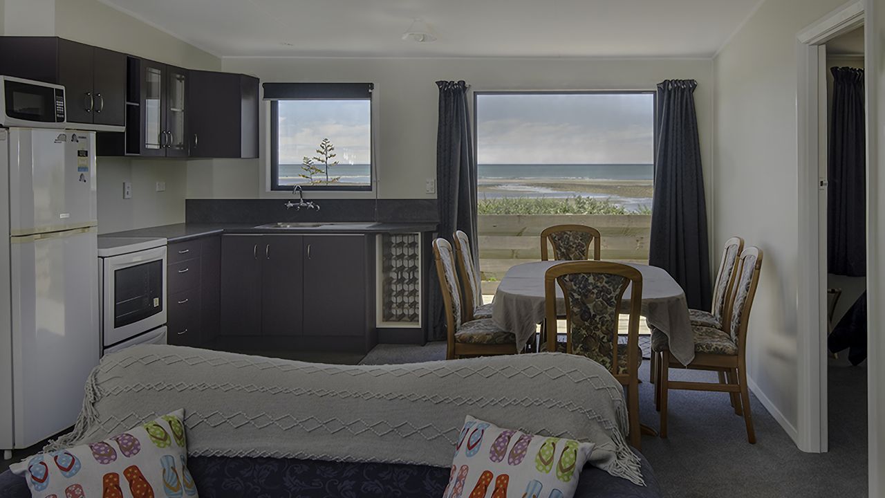 Helme Holiday Bottom Bach