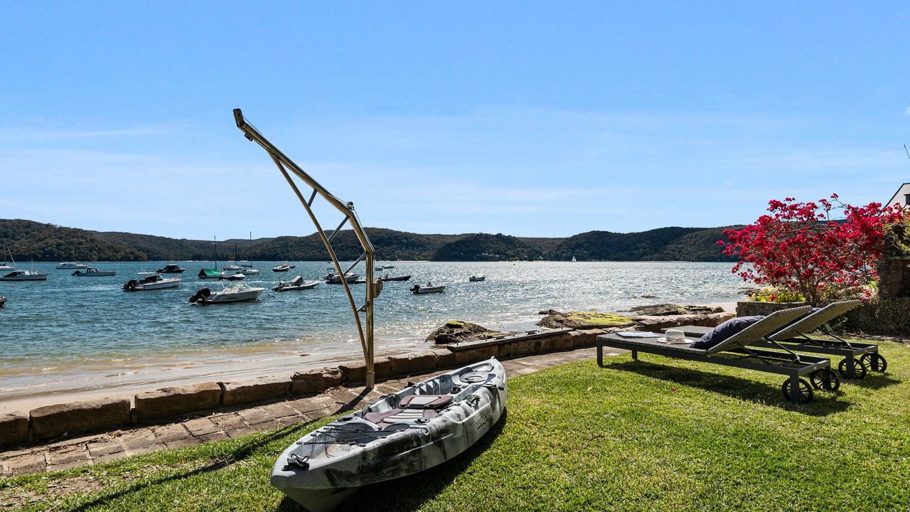 Waters Edge Pittwater by TCC