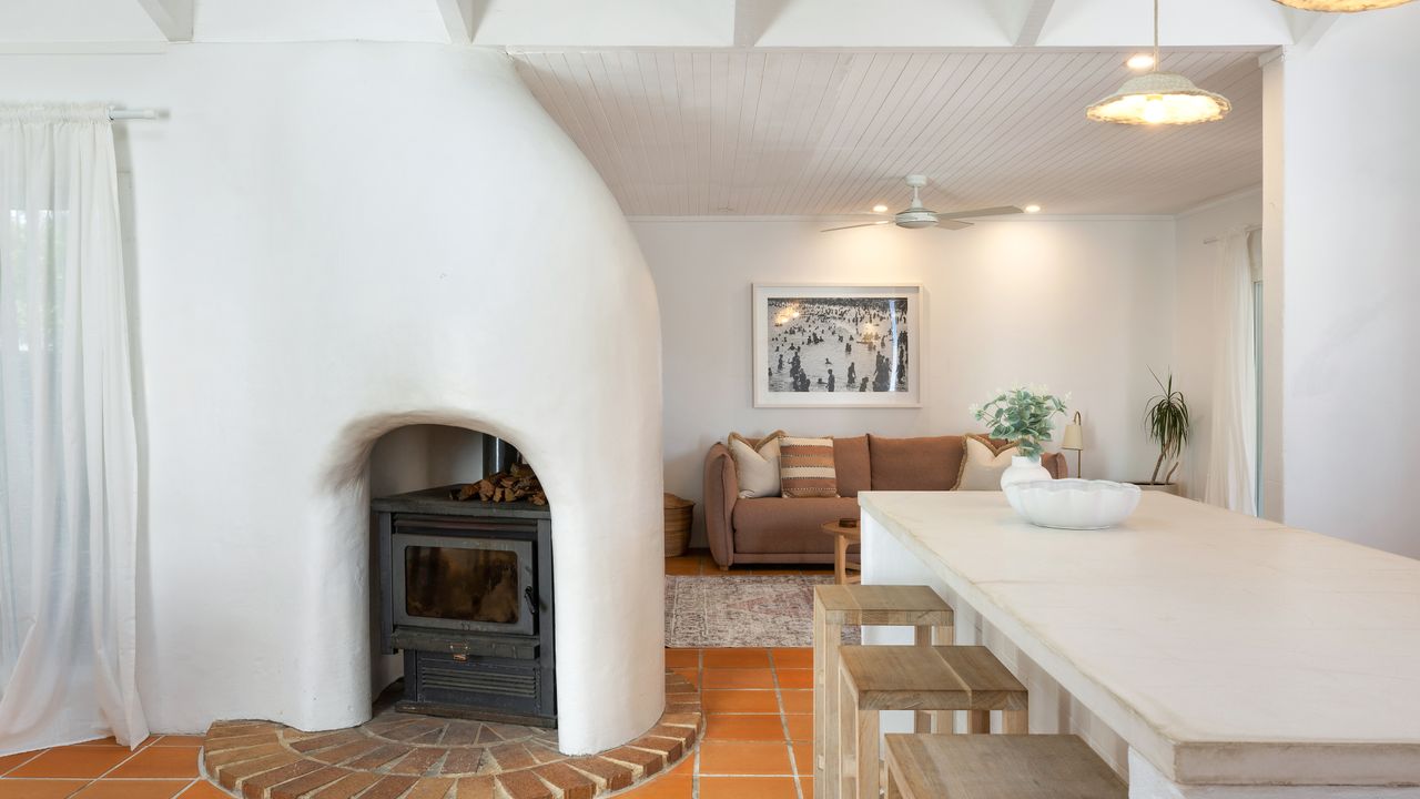 Apollo House and Studio