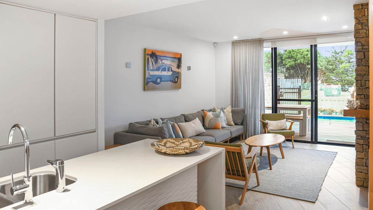 4/45 Lawson Street