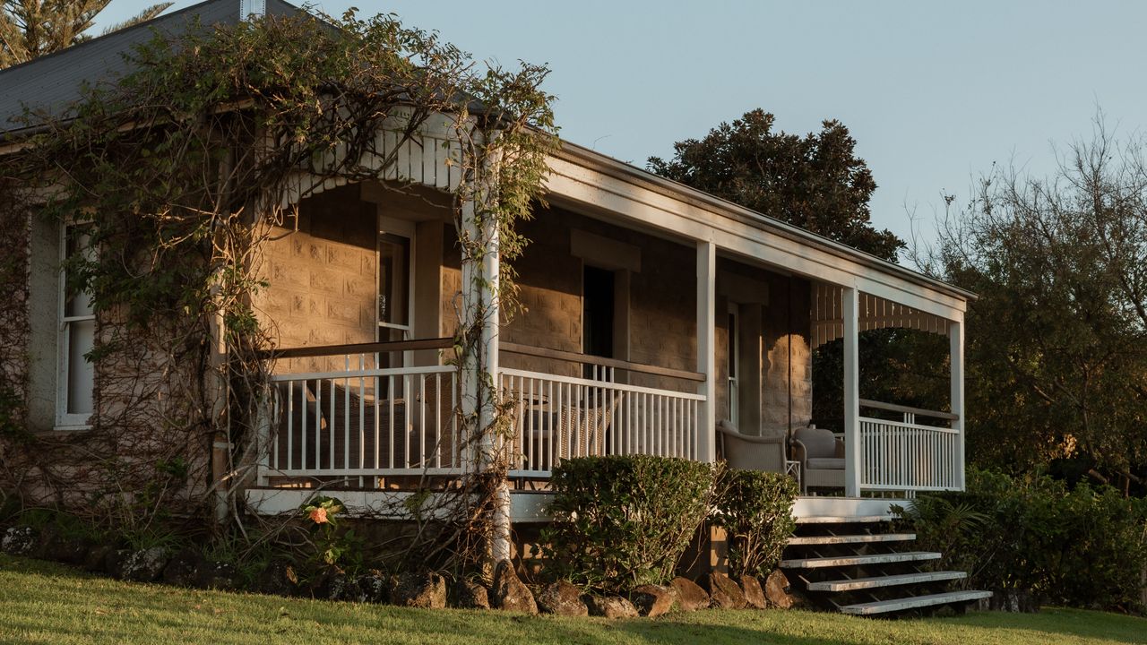 Hinterland House – Homestead + 1 Cottage