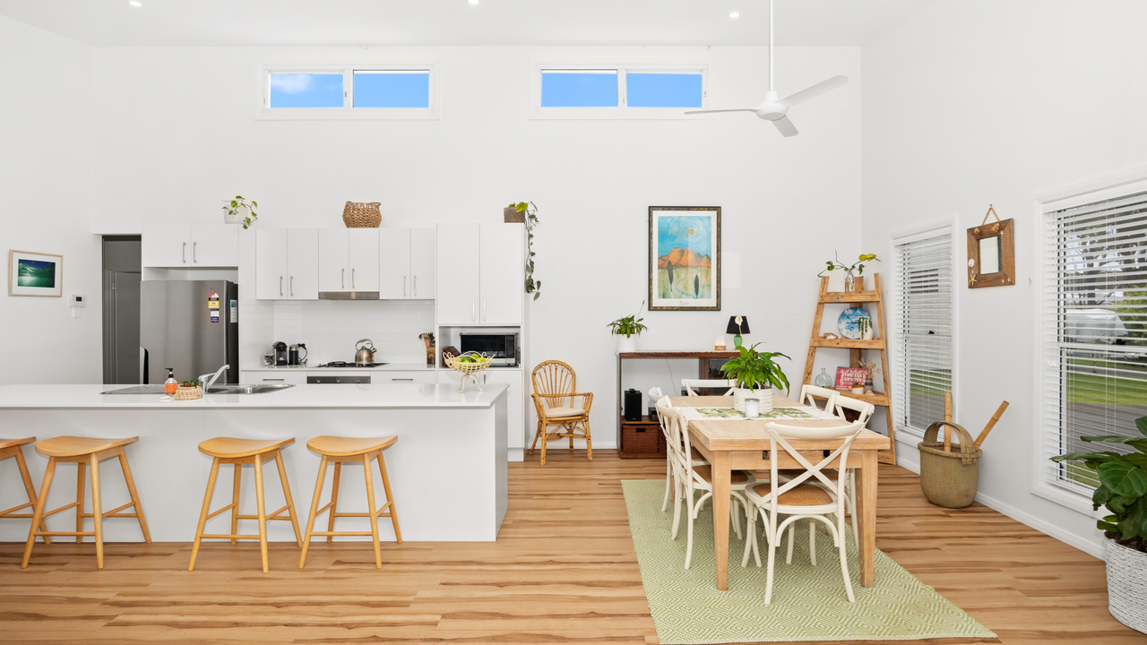 Kitchen / Dining