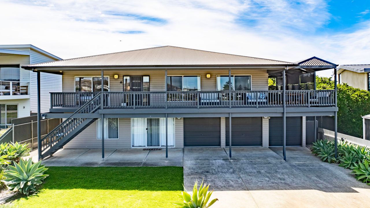 101 Padman Crs, Middleton